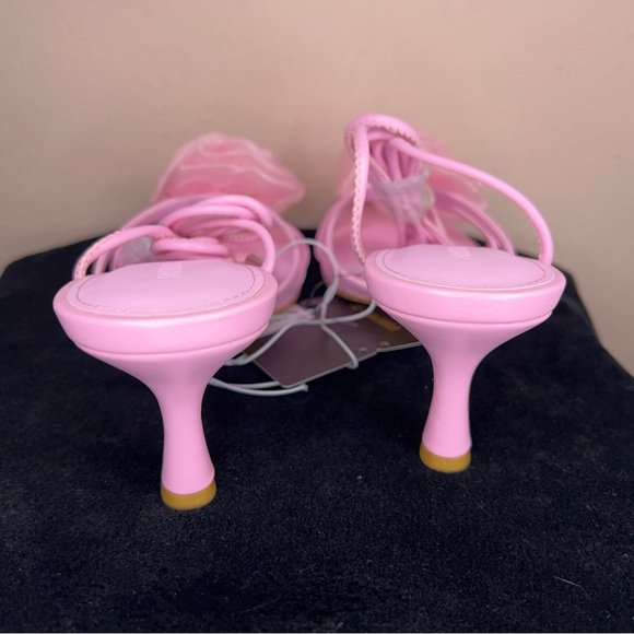 NEW Size 8 Pink Strappy Kitten Heels Forever 21 2.5” Heel Height Floral Accent - Picture 6 of 13
